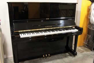 Yamaha U3 H