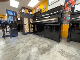 Piano droit W. Hoffmann Vision V2 114 cm