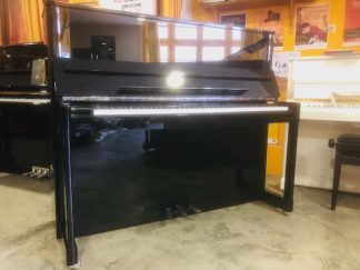 Piano droit W. Hoffmann P 126 cm